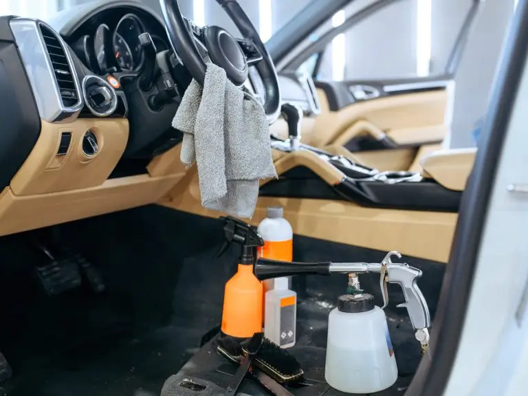 AutoGlanz – S&M – Ihre Aufbereiter – Service